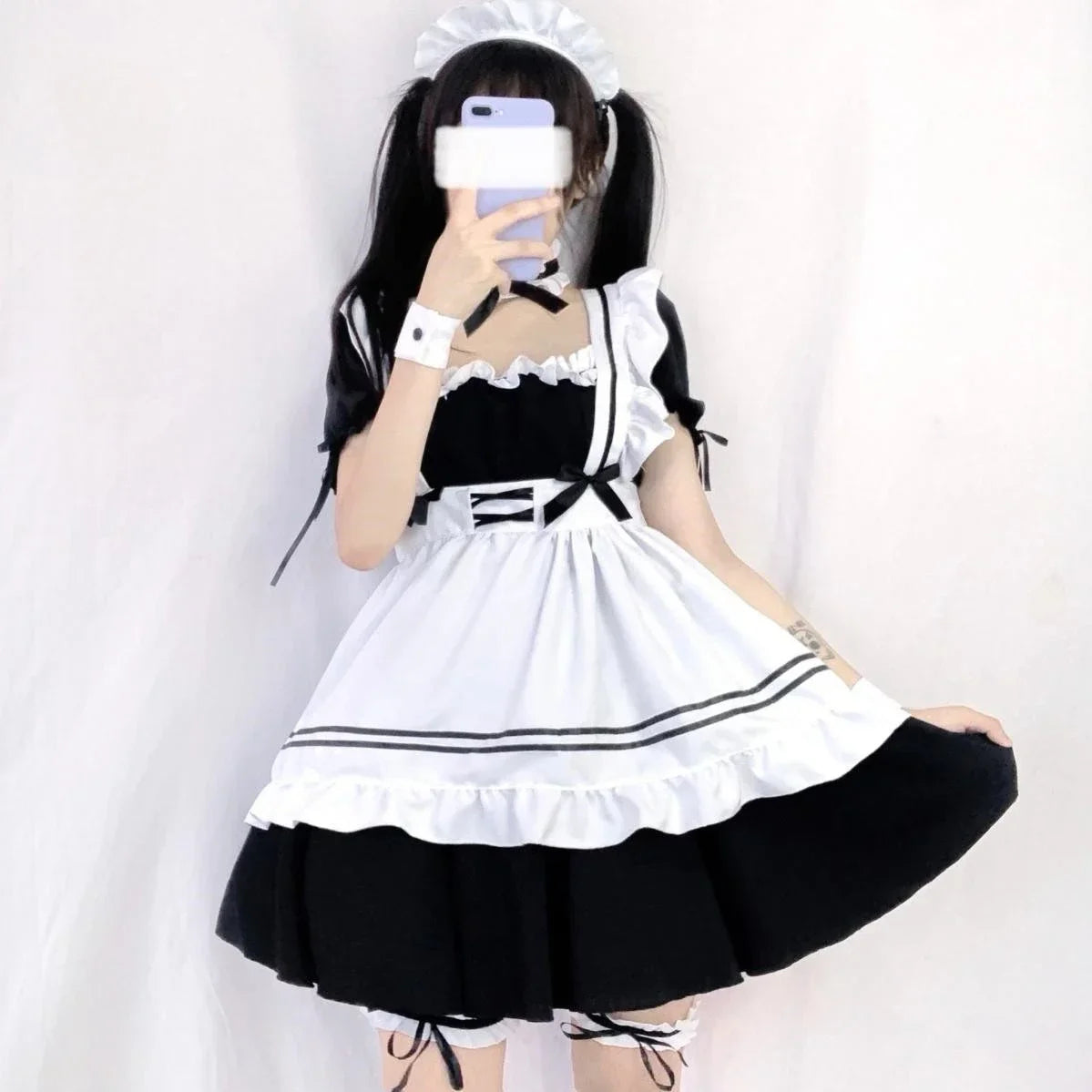 2024 6 pièces ensemble mignon costume de femme de chambre Cosplay jeu de main vin rouge doux costume de femme de chambre Lolita